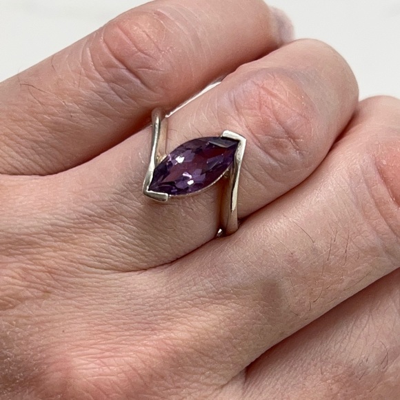 Amethyst 3 Carat Marquise Cut Sterling Silver Ring - Picture 4 of 10